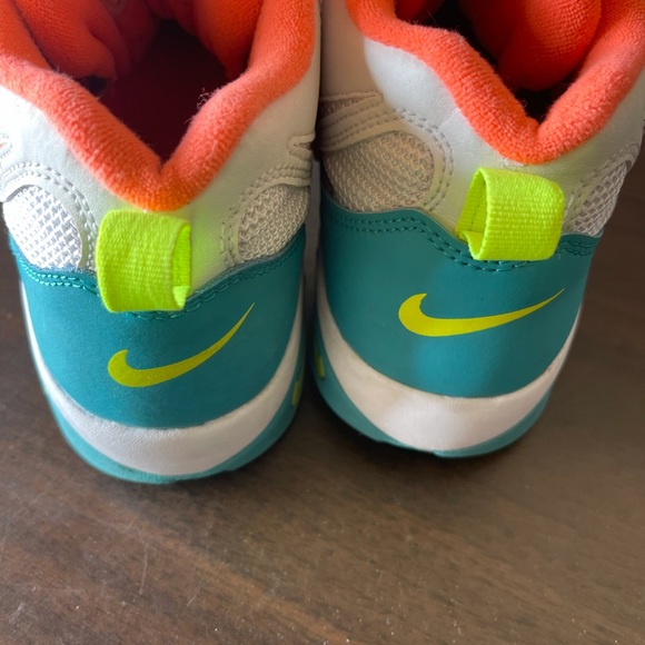 Nike AIR Speed Turf Kid's or White/Mango [Sz 7Y] - Picture 5 of 7